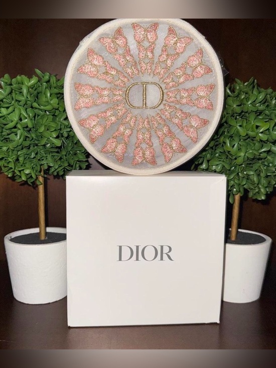 Dior Handbags - Dior GWP✨🩷🧡🎀White Trousse Pouch with Box